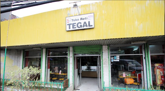 Toko Kue Tegal