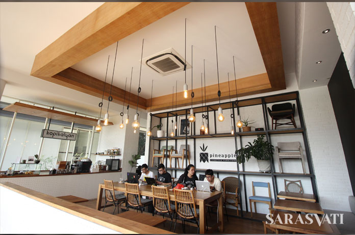 500 Kursi Kayu Cafe Sederhana Gratis Terbaru